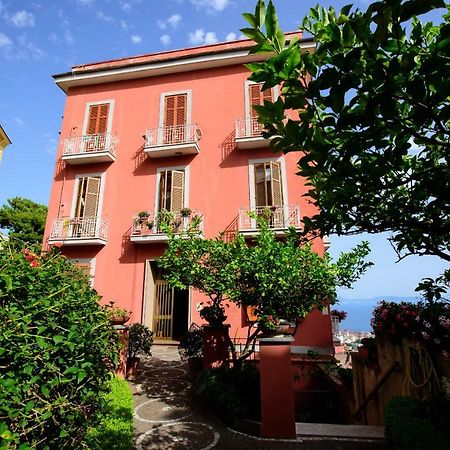 Appartamento Panoramico "Il Glicine" Napels Buitenkant foto
