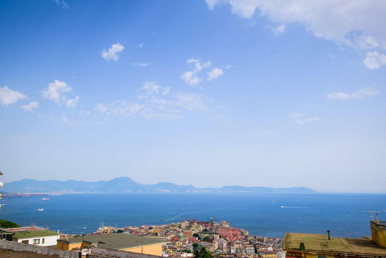 Appartamento Panoramico "Il Glicine" Napels Buitenkant foto